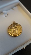 9ct Gold St.Christopher Necklace Pendant - Size In Images - 3.22 Grams