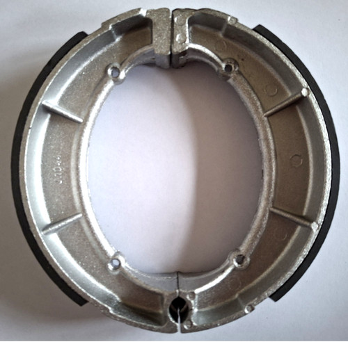 Set brake shoes for front