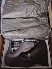 Chanel Leather Shoes with Chain Detail size 39