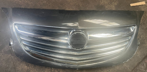 Vauxhall insignia front - vauxhall,
