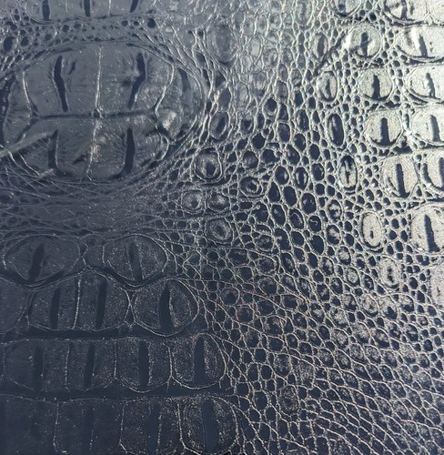Black textured crocodile skin - black,