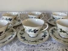 6 Royal Doulton Burgundy