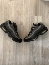 Nike Air Max 95 Vapor Green UK 9 (HM0622-001)