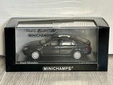 1:43 Scale Minichamps 2001