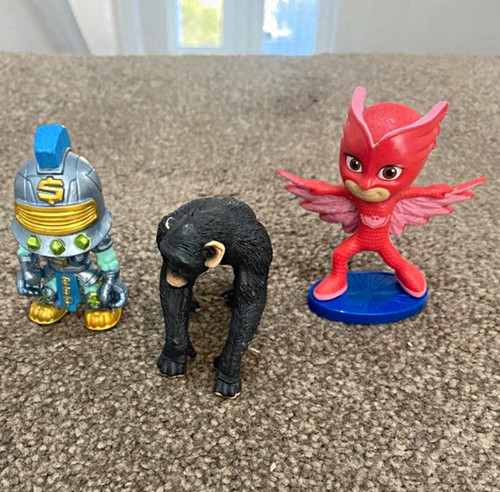 Set character figures - set, 3
