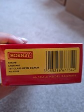 Hornby R4929B LNER Mk3 1st Class Open Coach No. 41098
