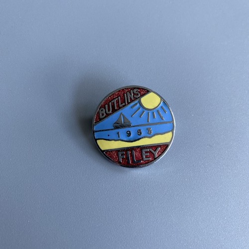 Butlins badge filey 1963 - badge,