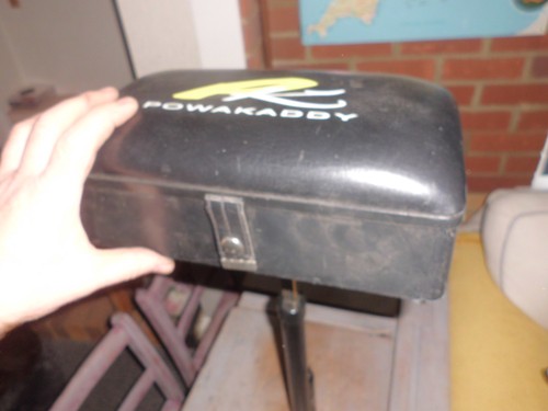 Pre loved powakaddy seat and - powakaddy,