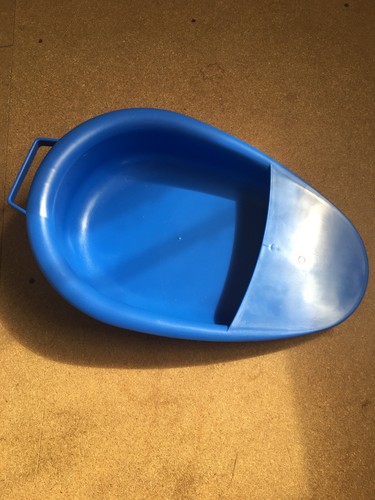 Pepe bed pan for both - bed,