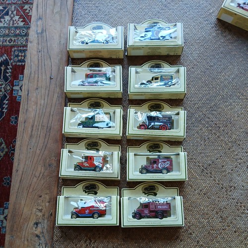 Lledo vintage walkers - 10,