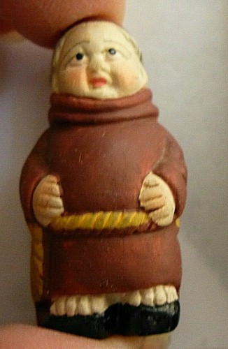 Miniature doll monk - .,