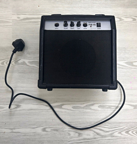 Bass guitar amplifier - fb-15,