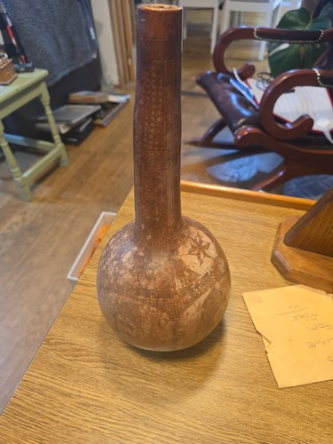 Hand carved dried - dried, vase