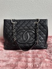 Chanel Caviar Quilted Pebble