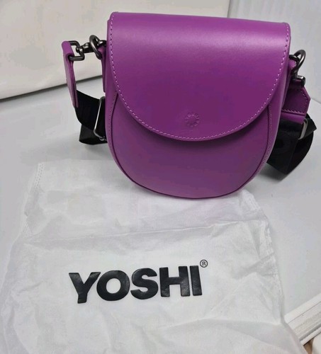 Yoshi chawton leather - yoshi, across