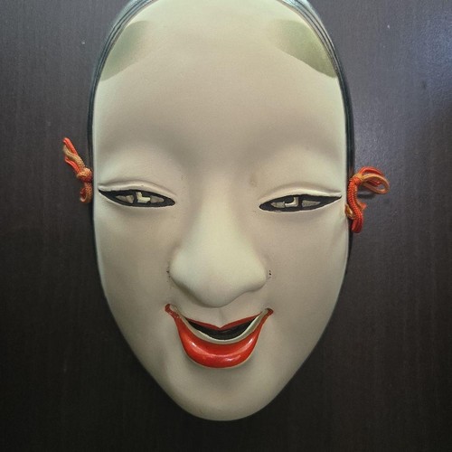 Omote young woman noh mask - ko-omote,