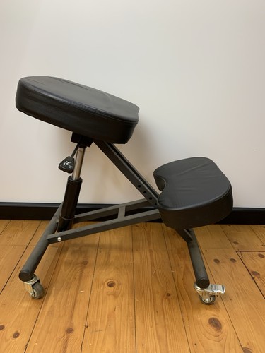 Ergonomic kneeling chair - ergonomic,