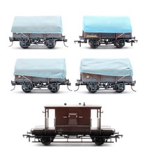 BACHMANN 'OO' GAUGE RAKE OF 5