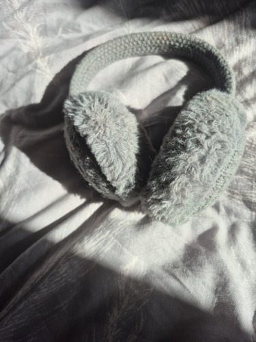 Ear muffs - ear,
