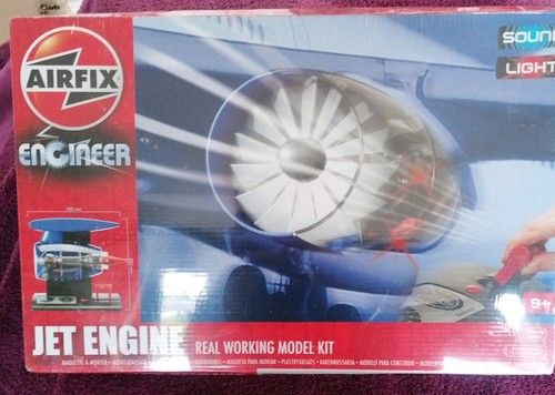 Airfield engineer jet engine - engineer,
