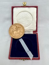 Fine 900th Anniversary of The Battle of Hastings Bronze Medal With Gold Edge