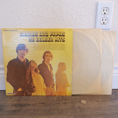 Mamas and papas - papas, golden