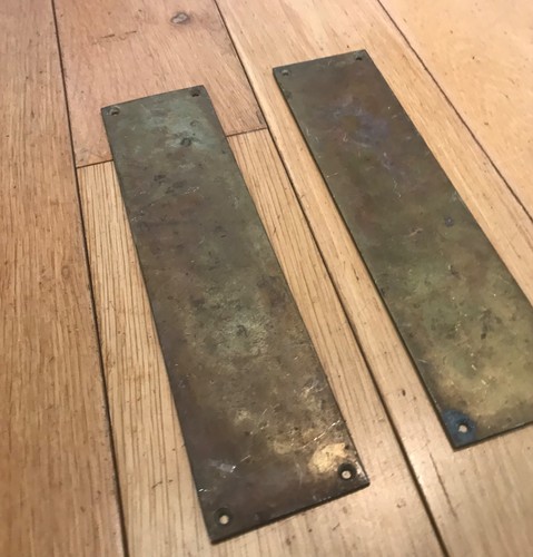 Vintage brass door finger - brass,