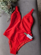 BNWT stunning red ribbed L