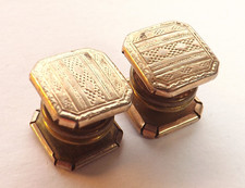 Vintage LION BRAND Snap