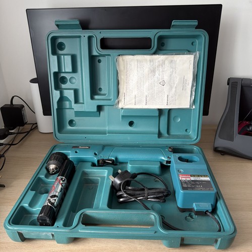 Makita cordless right - cordless, angle