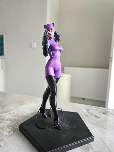 Catwoman statue iron - 1/10,