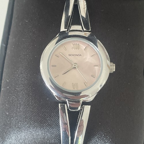 Sekonda quartz watch - sekonda,