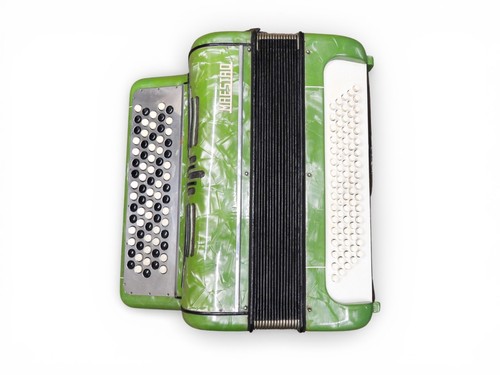 Maestro row button - 5, accordion