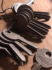 Union Wilmot Breeden Vintage Key Made in England MRN Numbers