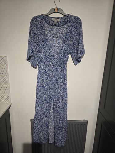 Womens blue white flower print - white,