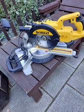 DEWALT DWS774 Sliding Compound