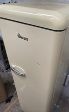 Swan Retro SR11050CNE Retro Tall Larder Fridge 337L Cream READ DESCRIPTION