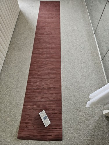 Long red table runner - 240, x