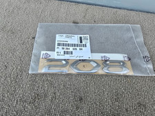 Peugeot 208 2019 - On Bonnet