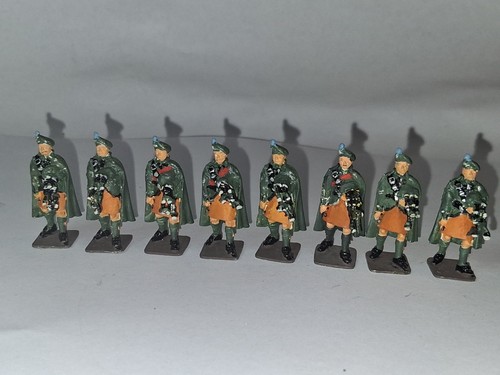 Little lead soldiers hand - lead,