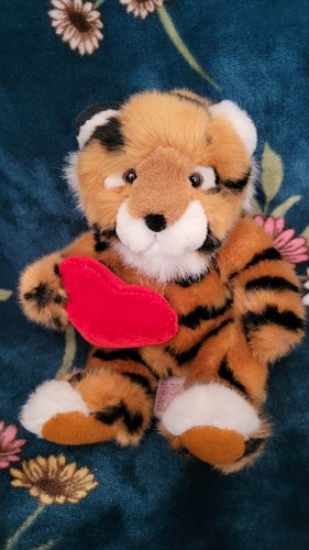 Russ berries tuffy tiger - berries,