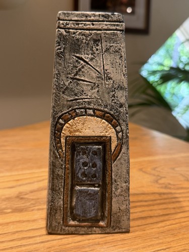 Troika coffin vase cornwall - troika,