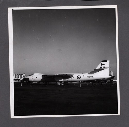 Vickers valiant xd865 - vickers,