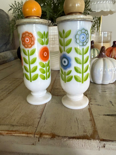 Vintage avon dutch - avon, treat