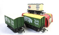 Rake of 3 x HORNBY Closed Vans - Smiths Crisps & Prime Pork  - OO Gauge