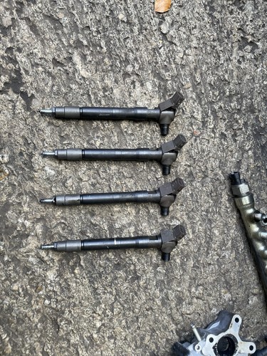 Mazda cx5 fuel injector - 6,