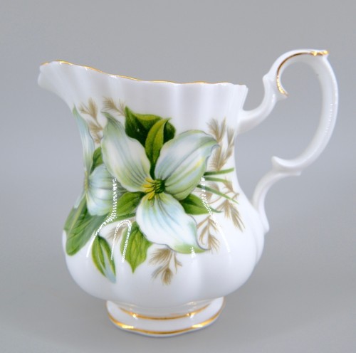 Royal albert trillium bone - royal,