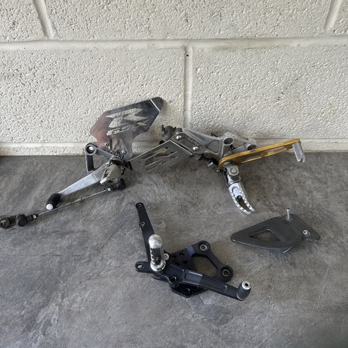 Suzuki gsxr srad - srad, rearsets