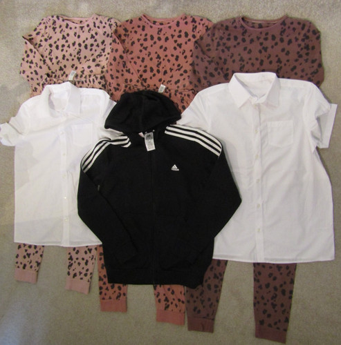 Girls clothes bundle size - clothes,