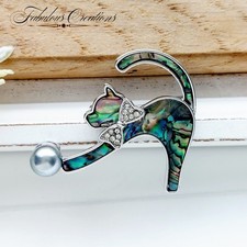 Cat Brooch with Faux Pearl &